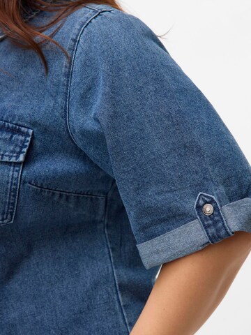 Vero Moda Curve Платье-рубашка 'VMCJennie' в Синий