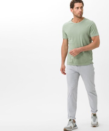 BRAX Regular Broek 'Cadiz' in Grijs: voorkant