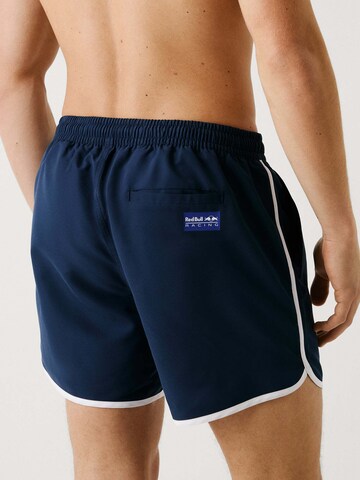 Red Bull Racing x Pepe Jeans Badeshorts 'Red Bull Racing x Pepe Jeans' in Blau