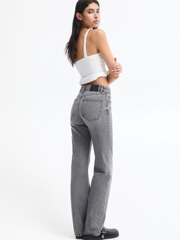 Regular Jean Pull&Bear en gris