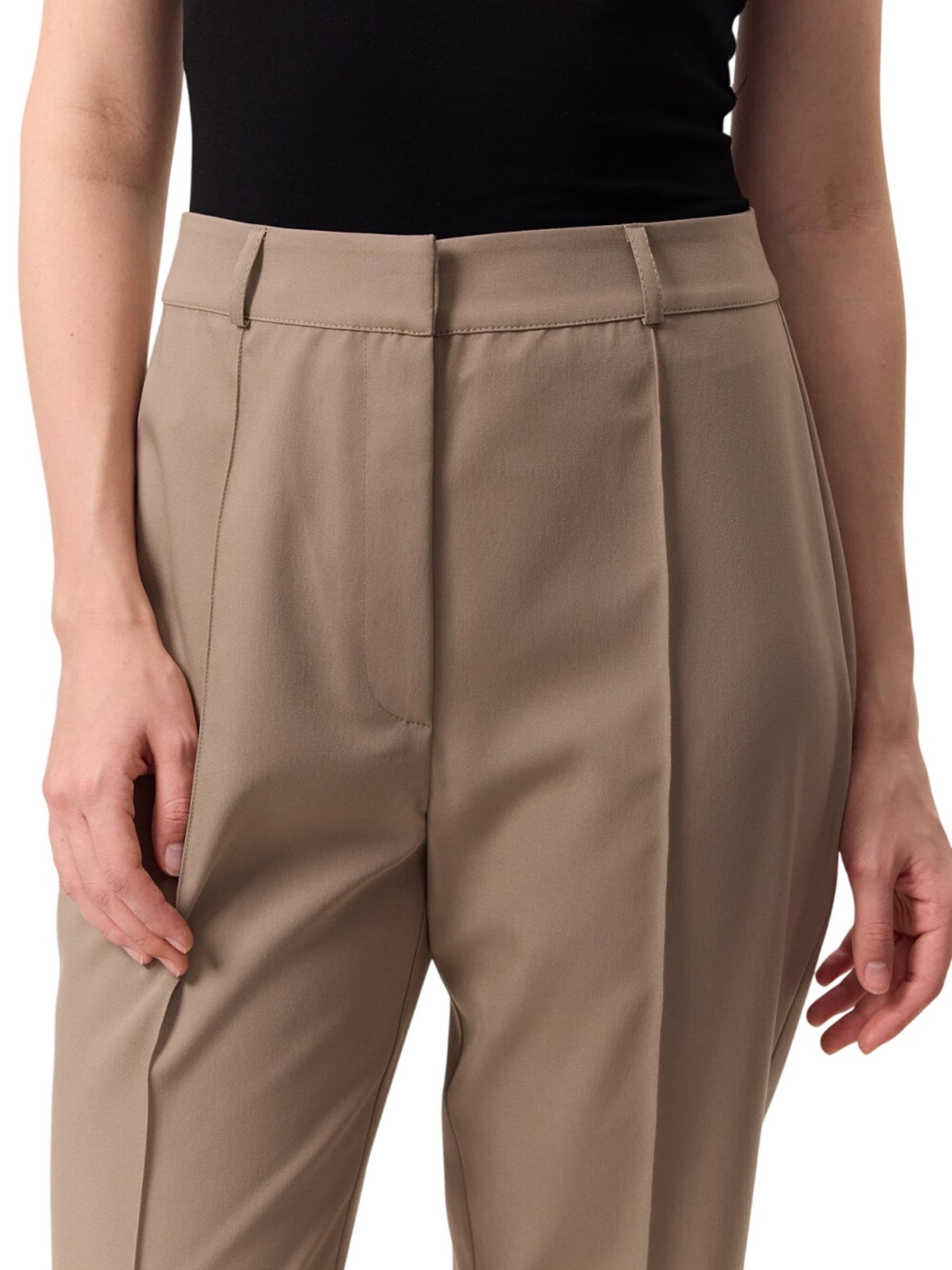 MANUKA Regular Trousers in Beige