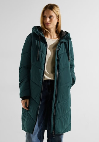 CECIL Winter Coat in Green: front