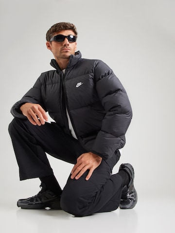 Nike Sportswear Vinterjacka 'CLUB' i svart