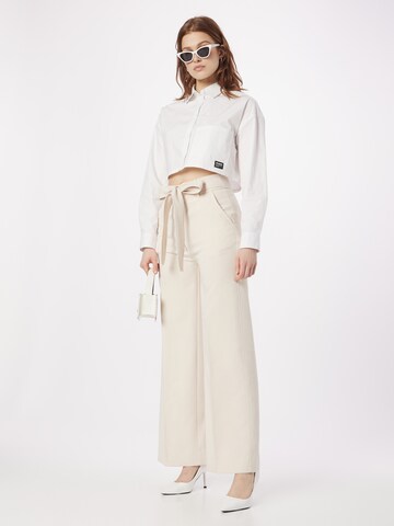 SECOND FEMALE Loosefit Pantalon 'Levien' in Beige