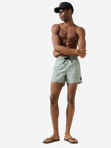 Bogner Fire + Ice Badeshorts 'Nelson' in Grün