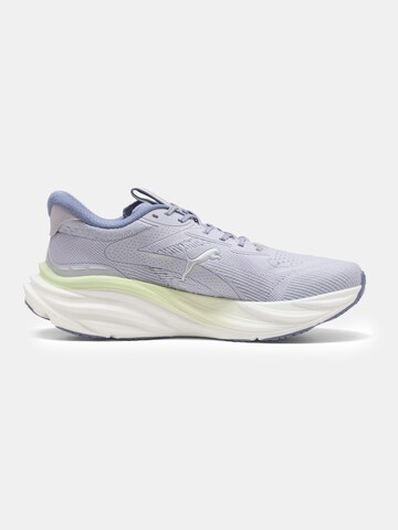 PUMA Laufschuh 'Magnify Nitro 3' in Grau