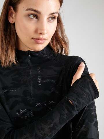 Tricou funcțional de la NIKE pe negru
