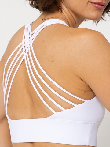 Bustino Reggiseno sportivo di SASSYCLASSY in bianco