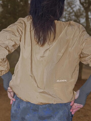 Maglietta 'Lake District Drawstring Pullover T-shirt' di Jelenew in verde