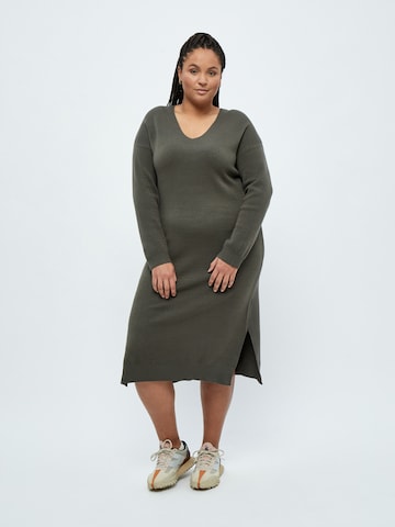 Robes en maille 'Rosalia' Peppercorn en vert : devant