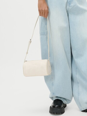 LeGer by Lena GerckeTorba preko ramena 'Georgia' - bijela boja