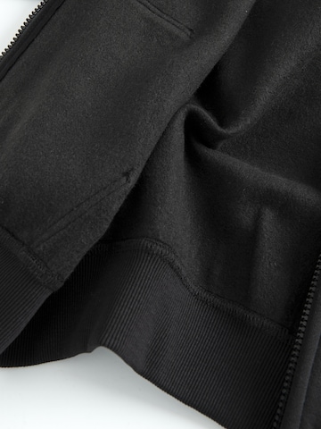 Cool Club Tréning dzseki - fekete