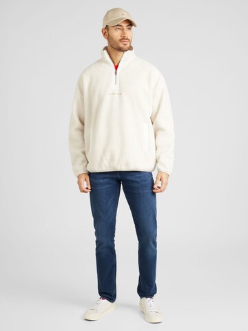 Tommy Jeans Sweatshirt in Beige