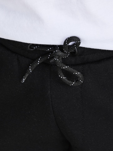 Jack & Jones Junior Zwężany krój Spodnie 'Will' w kolorze czarny