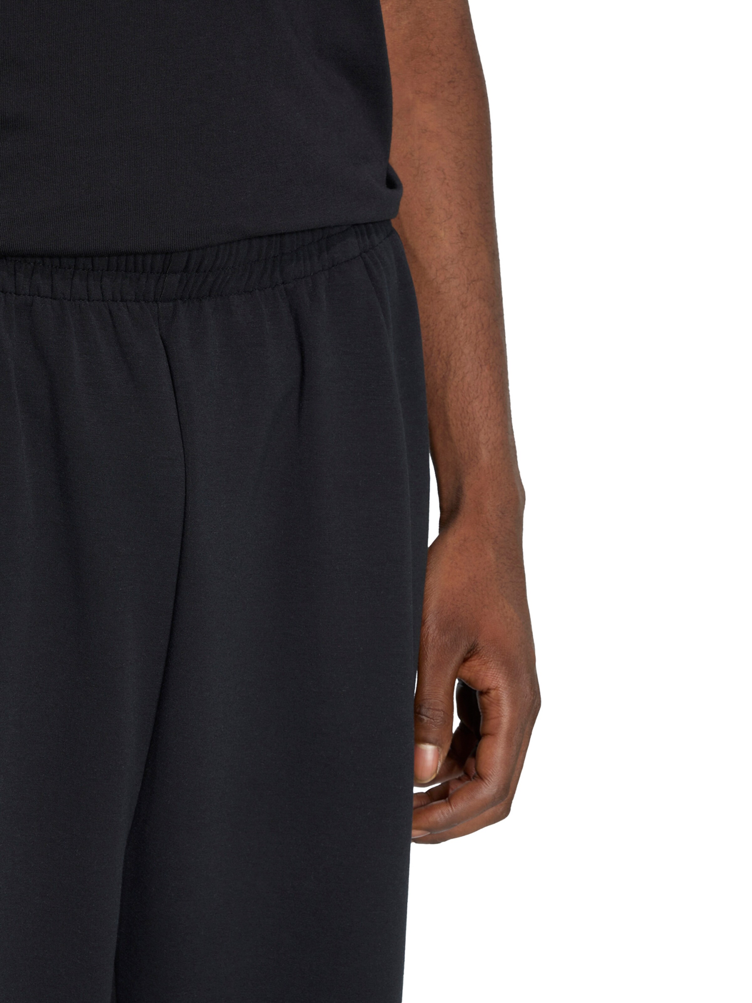 ADIDAS SPORTSWEAR - Loosefit Calças de desporto 'Soft Lux' em preto