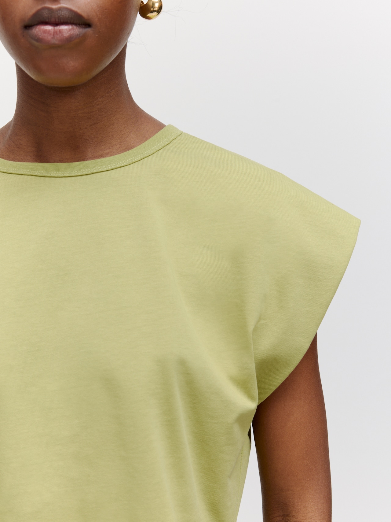 EDITED Produkte Shirt 'Xophia' grün