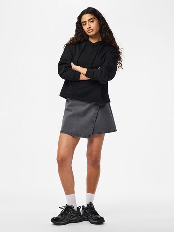 PIECES Nederdel 'PCFLORA' i grå