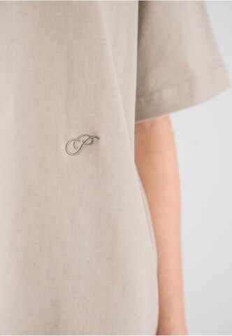 T-Shirt 'Hometown' Prohibited en gris