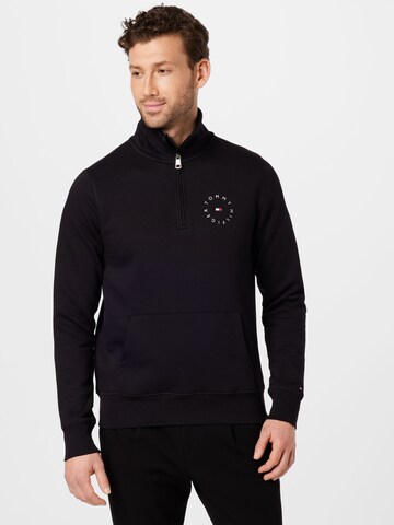 TOMMY HILFIGER Sweatshirt in Black: front