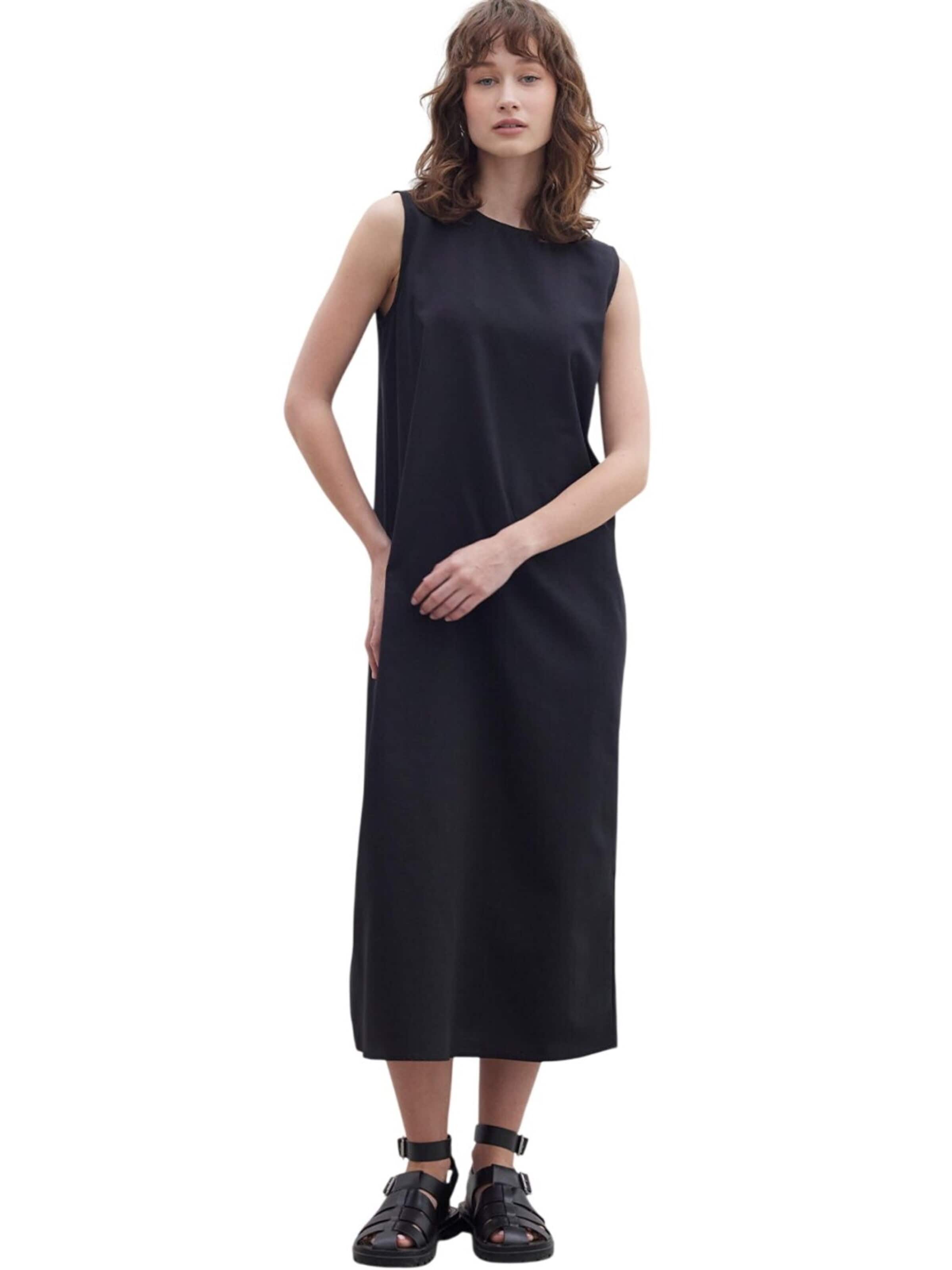 MANUKA Dress in Black