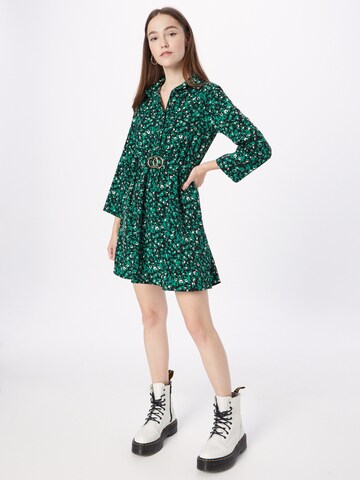 Robe-chemise Mela London en vert