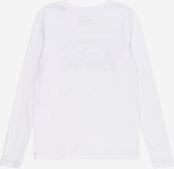 Jack & Jones Junior - Camiseta 'LOGAN' en blanco
