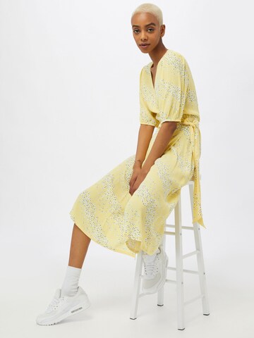 Robe 'Angelo' mbym en jaune