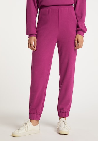 IZIA Tapered Broek in Roze: voorkant