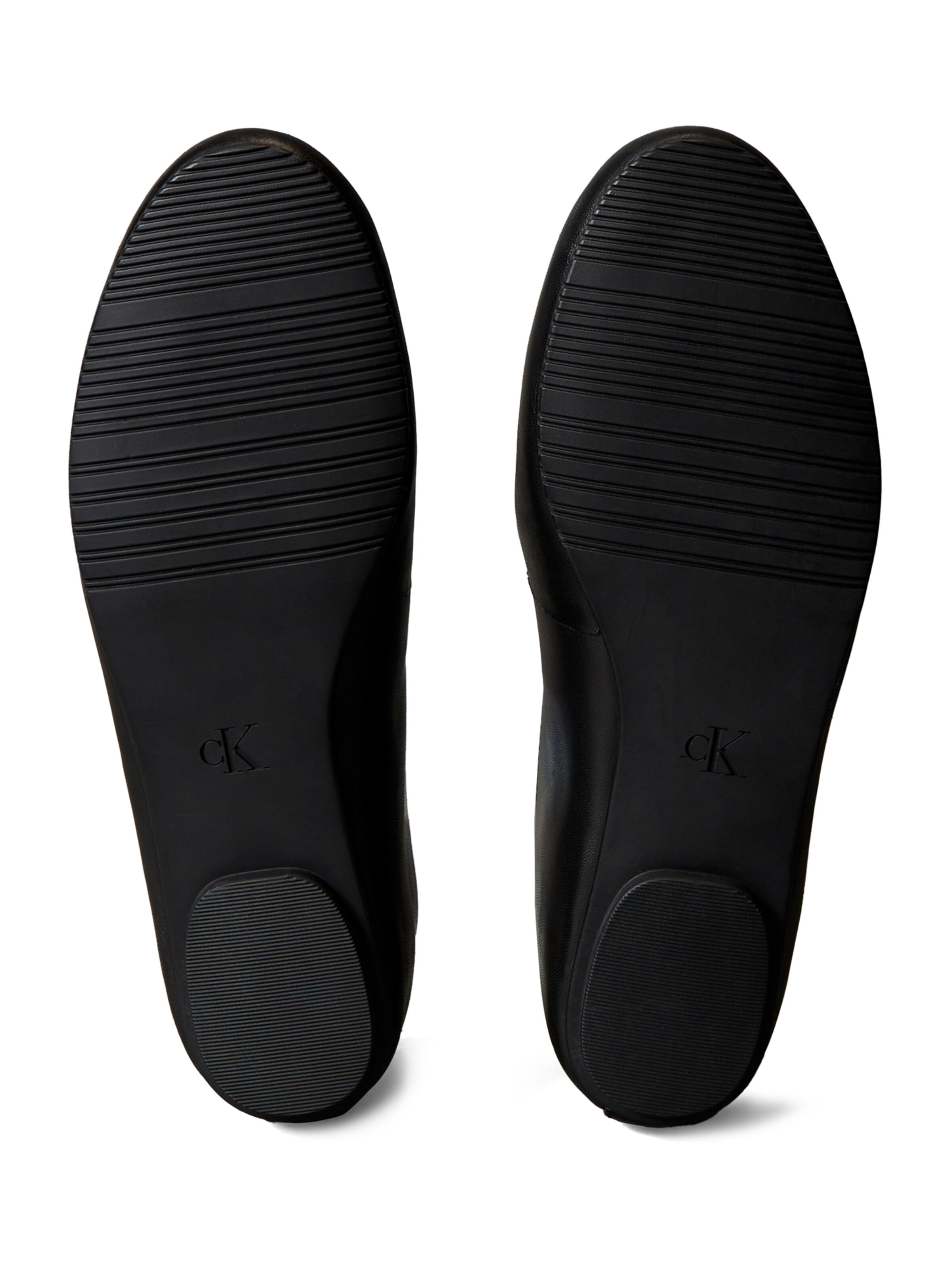 Calvin Klein Ballerina värissä musta