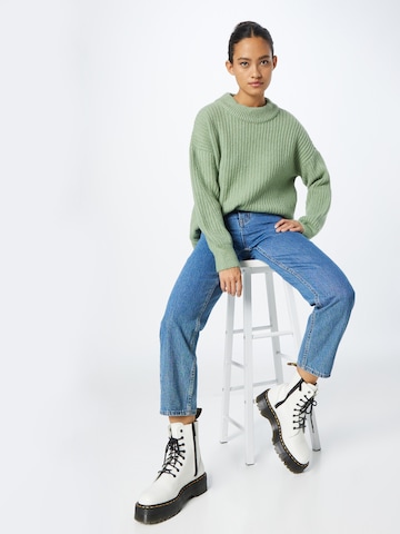 ABOUT YOU Sweater 'Jella' in Green