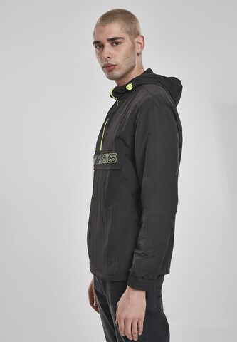 Urban Classics Regular fit Between-Season Jacket in Black