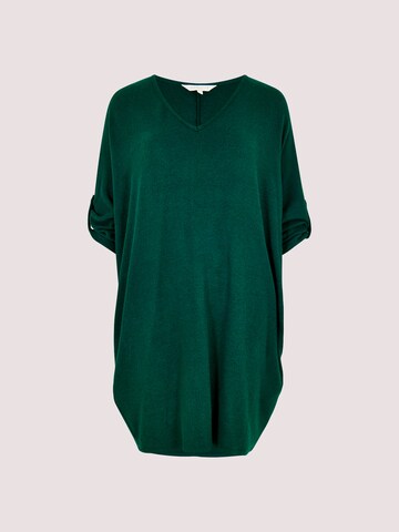 Robe Apricot en vert