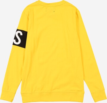 Coupe regular Sweat 'OBBY' Cars Jeans en jaune