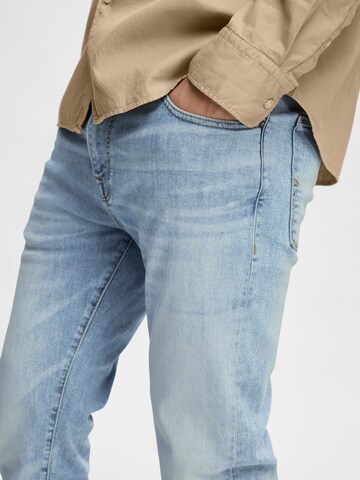 SELECTED HOMME Slimfit Jeans 'LEON' in Blauw