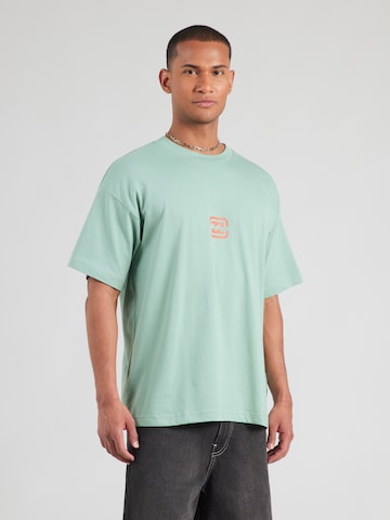 BILLABONG Μπλουζάκι 'BRACKET' σε πράσινο: μπροστά