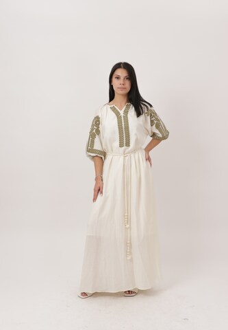 Elara Jurk in Beige
