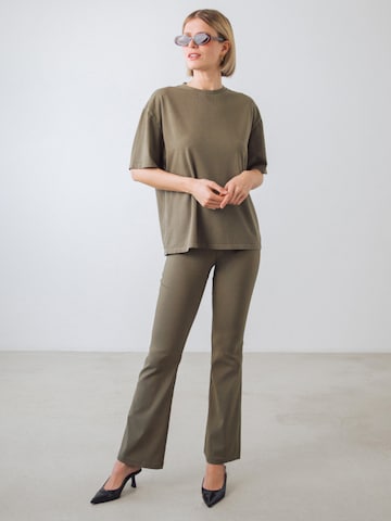 Maglietta 'OG Shirt Women' di Honest Basics in verde