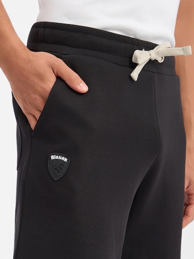Blauer.USA Pantalon en 31-32 en noir, Vue avec produit