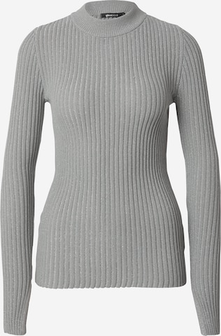 Gina Tricot Sweater in Grey: front