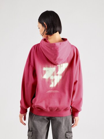 Sweat-shirt 'SUTA' Pegador en rose