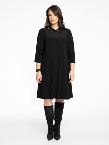 Yoek Shirt Dress in Black