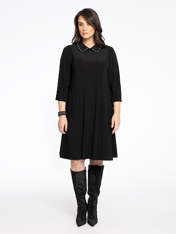 Yoek Shirt Dress in Black