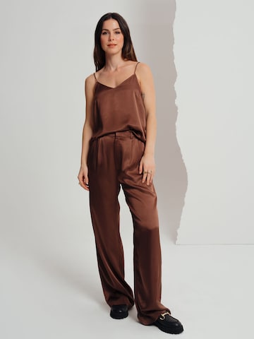 A LOT LESS Loose fit Pants 'Eve' in Brown