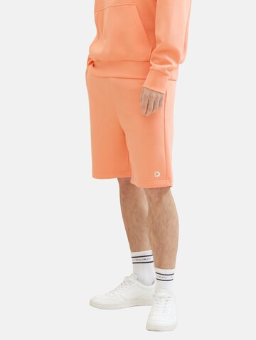 TOM TAILOR DENIM Loose fit Trousers in Orange