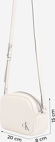 Calvin Klein Jeans Tasche in Beige