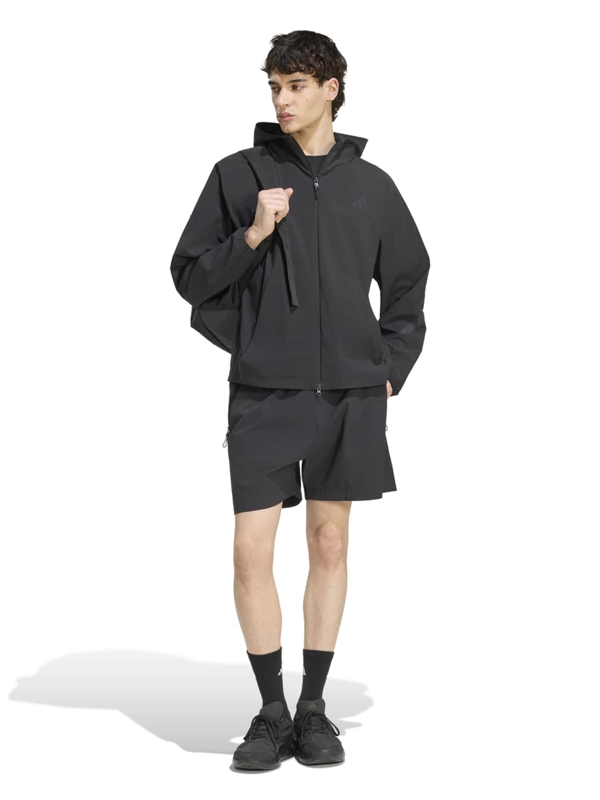 Loosefit Pantalon de sport 'Z.N.E.' ADIDAS SPORTSWEAR en noir