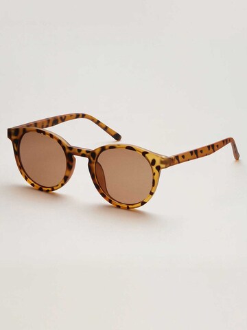 BabyMocs Sunglasses in Brown