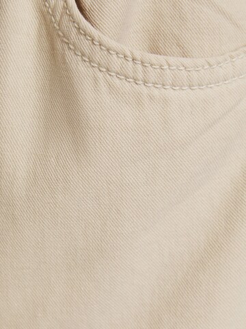 Bershka Tapered Hose in Beige