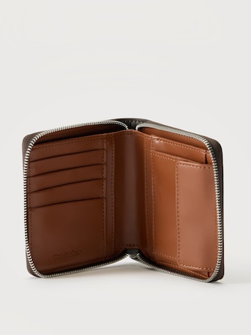 Porte-monnaies Calvin Klein en marron