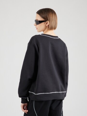 Nike Sportswear Sweatshirt in Black